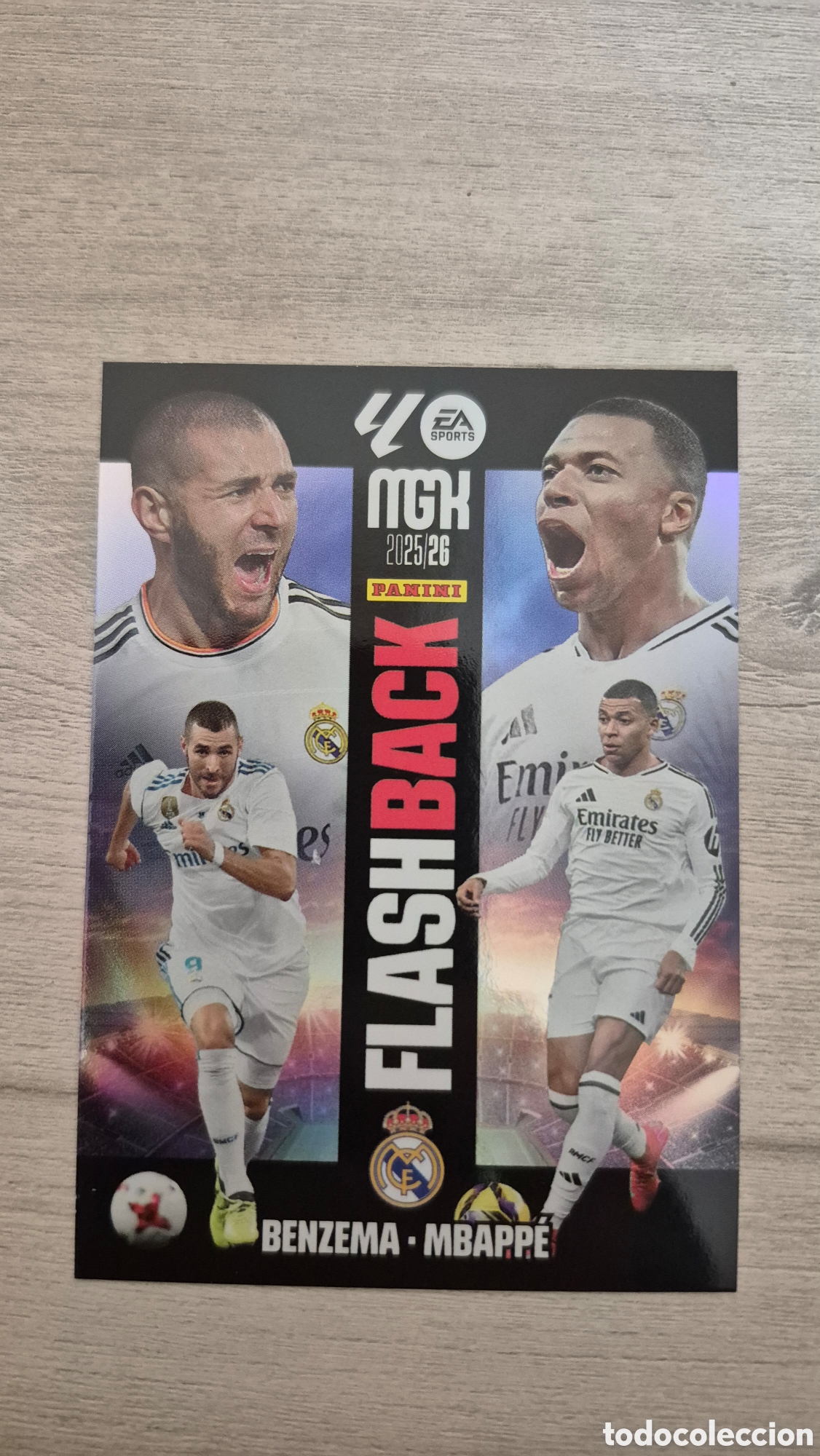Cromos de F&uacute;tbol: N&deg;425 Flashback Benzema-Mbappe Megacracks 25/26