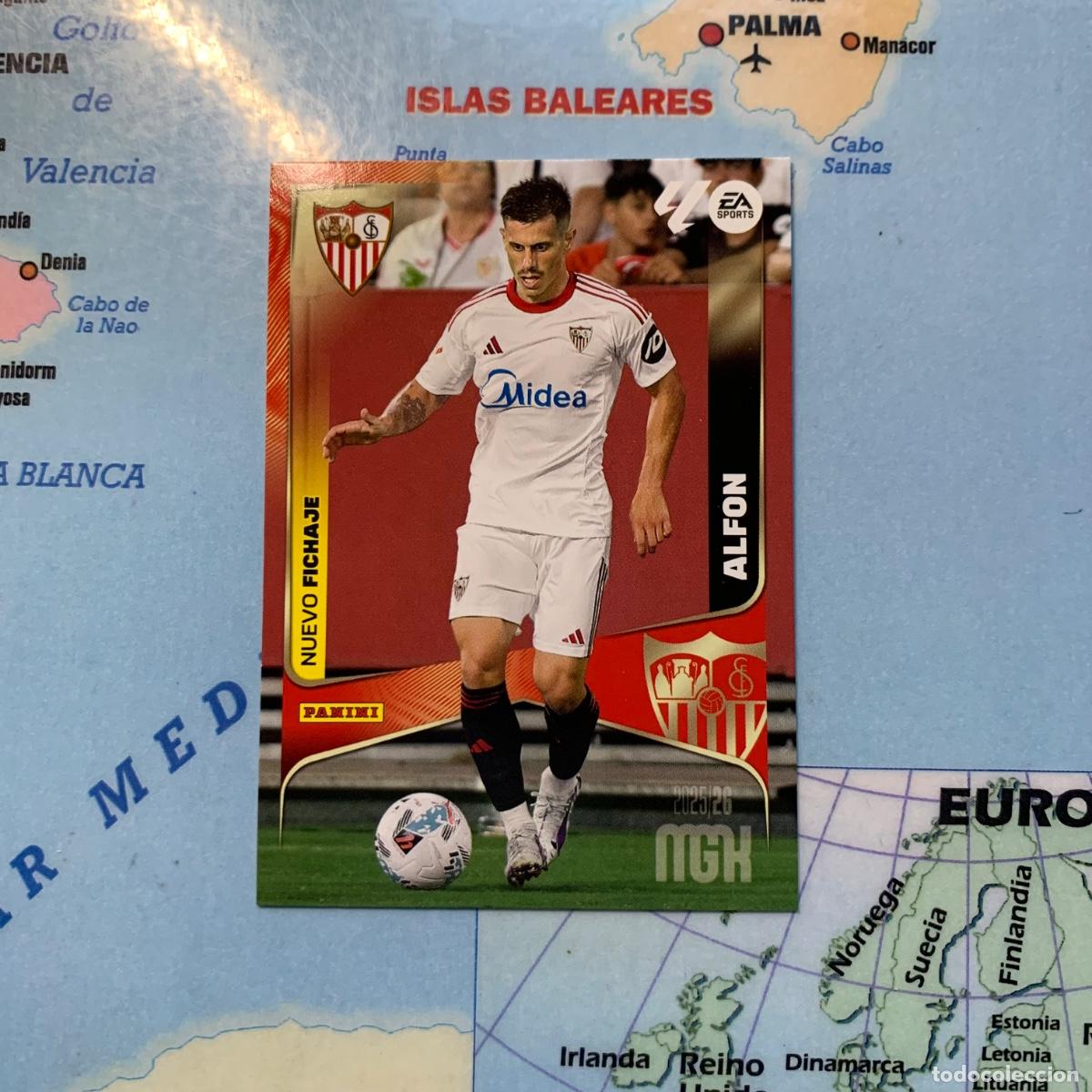 Cromos de f&uacute;tbol: Alfon nuevo fichaje n&uacute;mero 449 del Sevilla Megacracks 25-26 2025-2026