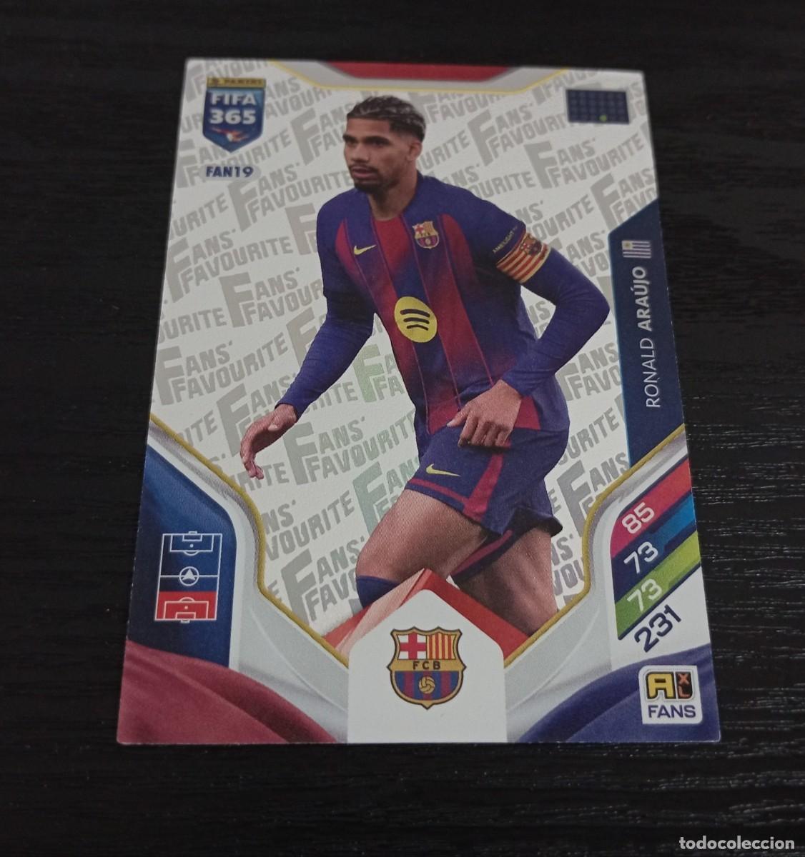 Figurine di Calcio: -PANINI ADRENALYN FIFA 365 2026 : FAN 19 ARAUJO ( BARCELONA ) -- FANS FAVOURITE -- FAN19