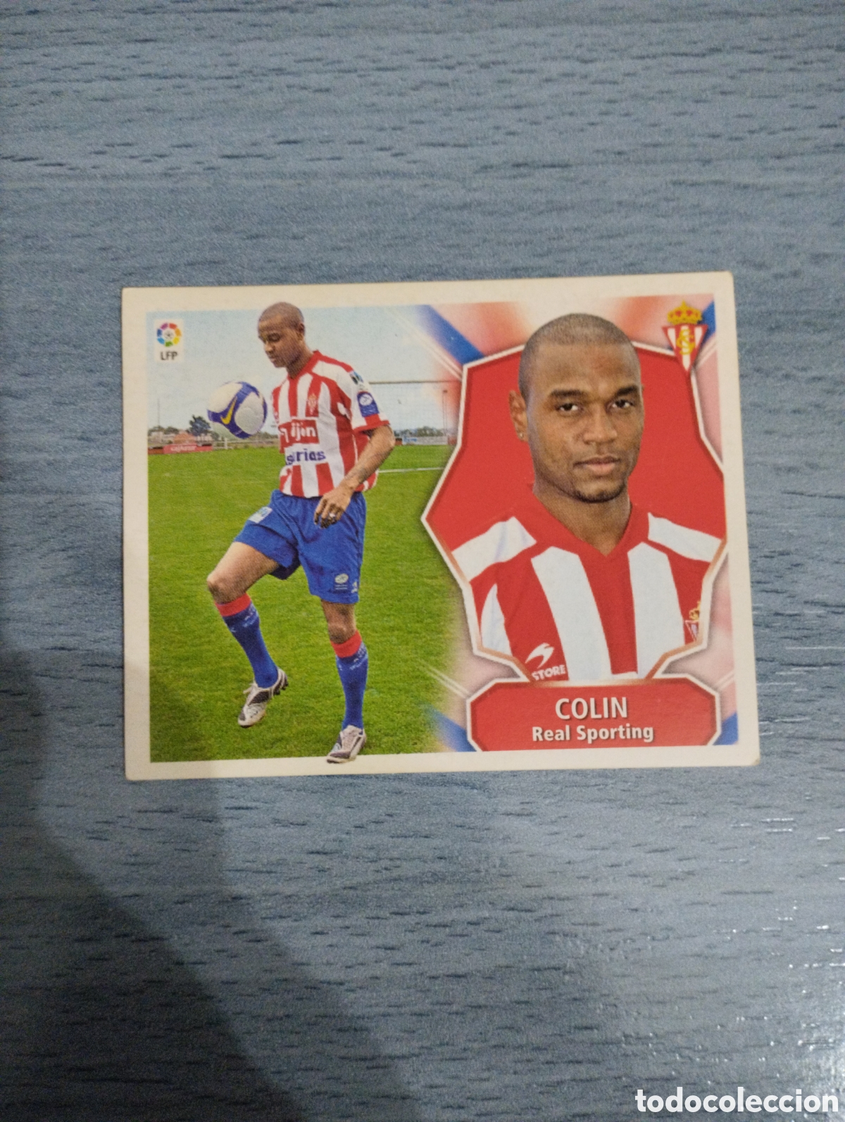 Cromos de F&uacute;tbol: Cromo ediciones este liga 08 09 &uacute;ltimo fichaje 45 colin Sporting de Gij&oacute;n sin pegar