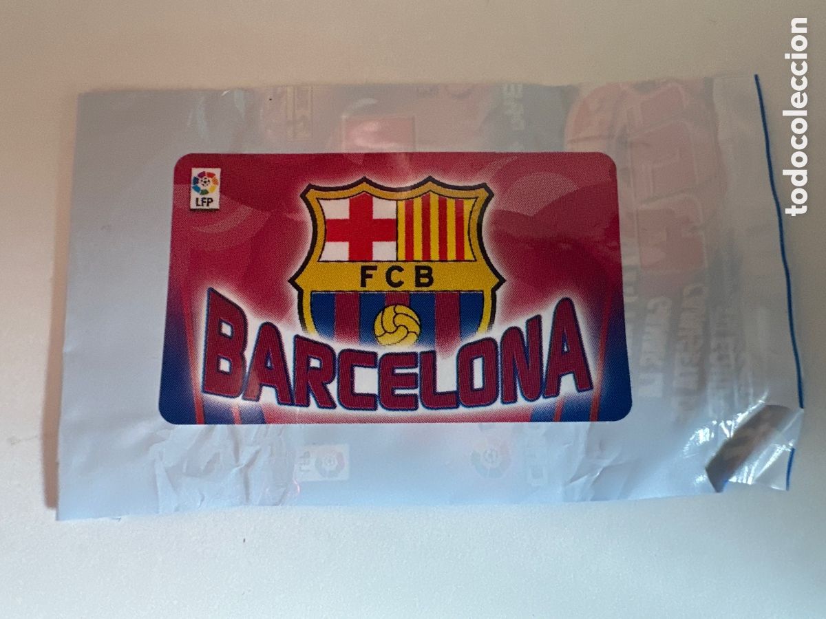 Cromos de f&uacute;tbol: ESCUDO (BARCELONA)CROMO CHICLE LIGA 2010-2011 NUNCA PEGADO 10 11