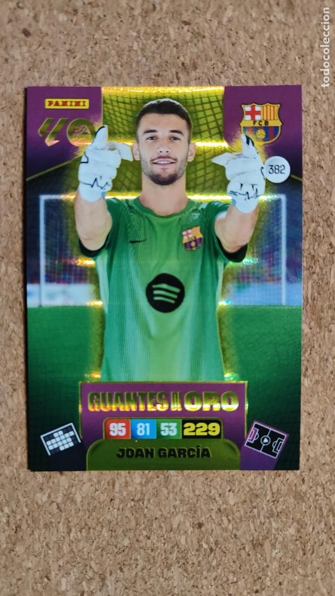 Cromos de f&uacute;tbol: ADRENALYN XL LA LIGA 2025/26 CARD GUANTES DE ORO JOAN GARCIA FC BARCELONA # 382 PANINI