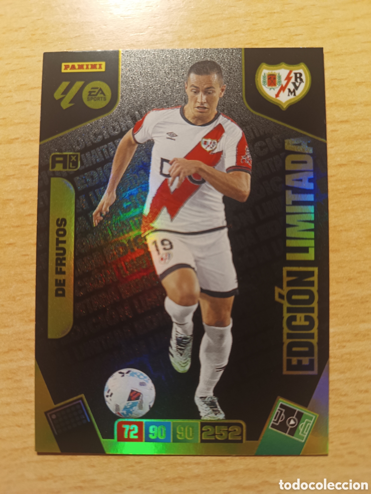 Cromos de F&uacute;tbol: DE FRUTOS RAYO VALLECANO EDICI&Oacute;N LIMITADA PREMIUM ORO ADRENALYN XL 2025 2026 PANINI 25 26