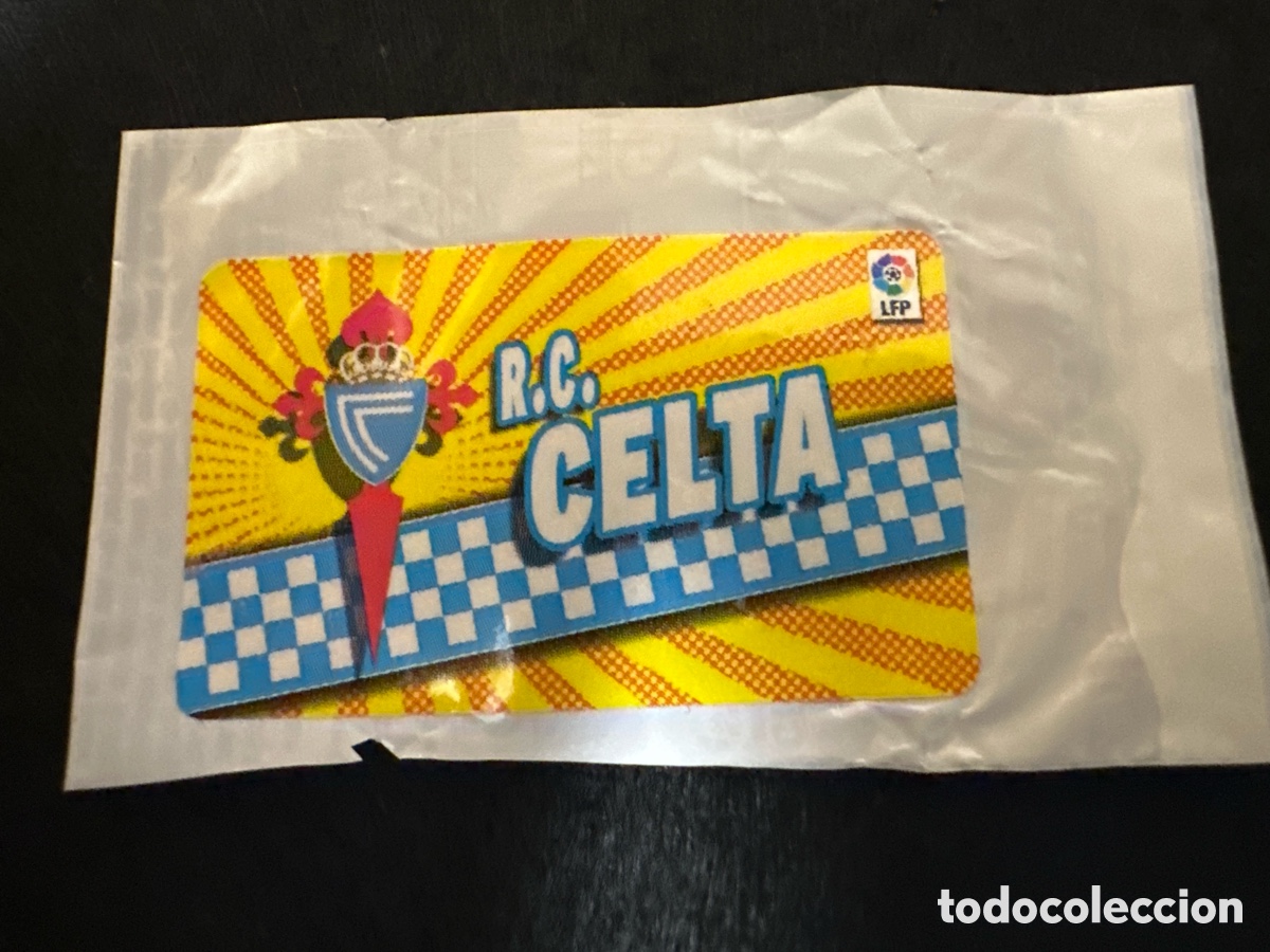 Cromos de f&uacute;tbol: ESCUDO CELTA CROMO CHICLE LIGA ESTE 2014-2015 14 15 NUNCA PEGADO