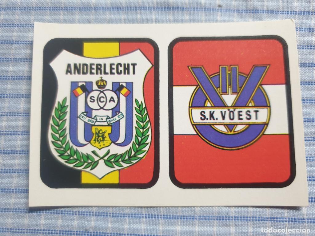 Cromos de F&uacute;tbol: Cromo Liga 75 / 76. Escudos Anderlecht y S.K. Voest Linz. N&ordm;. 233. Editorial Ruiz Romero.
