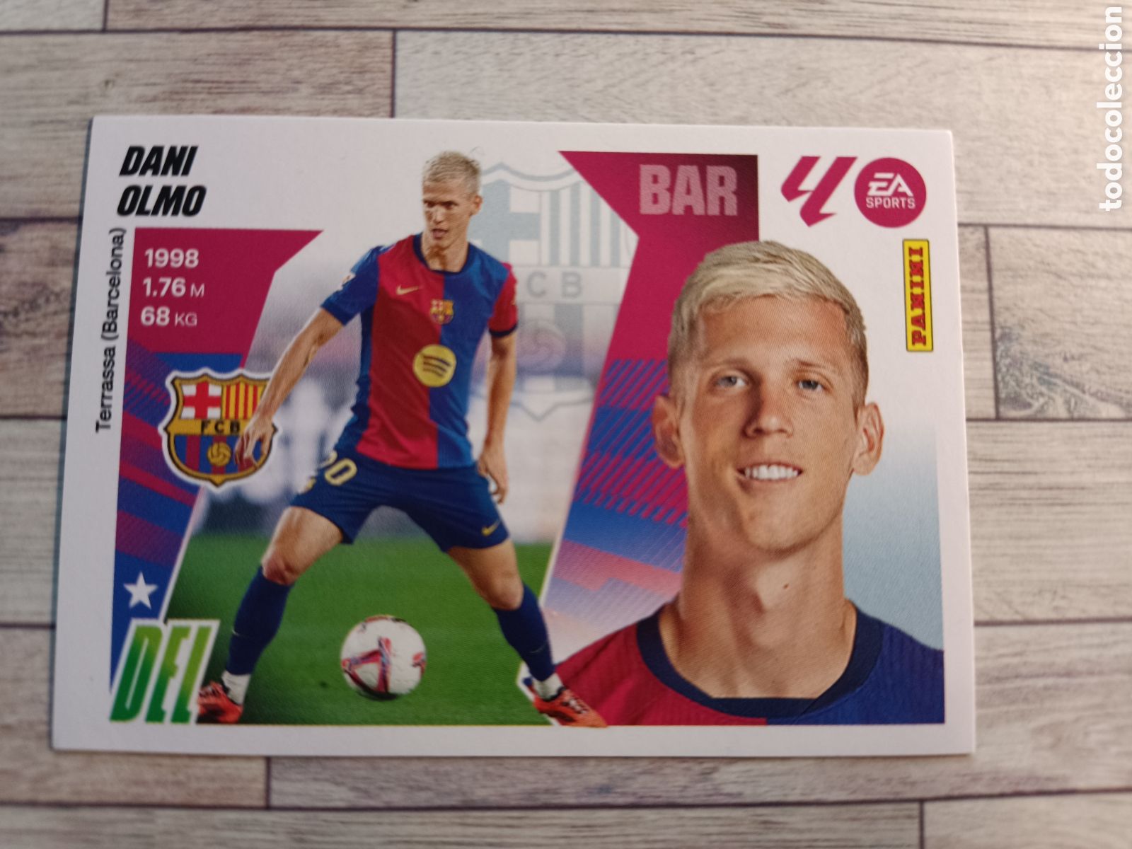 Cartes &agrave; collectionner de Football: 16 DANI OLMO BARCELONA LIGA ESTE 2025 2026 PANINI 25 26