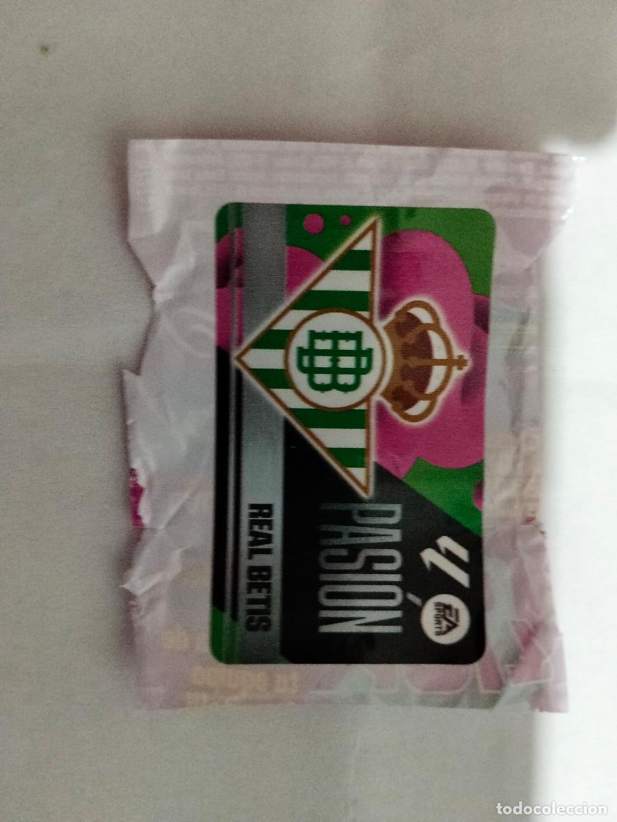 Cromos de F&uacute;tbol: CROMO CHICLE LIGA ESTE 2025 - 26 ... ESCUDO BETIS ---- LEER ANUNCIO.