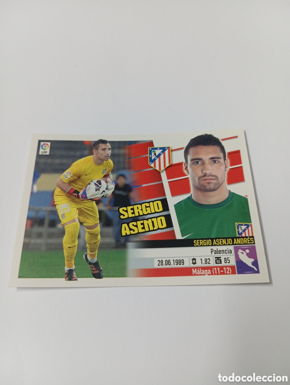 Figurine di Calcio: Sergio Asenjo 2 Atl&eacute;tico de Madrid LIGA ESTE 2013 2014 PANINI 13 14