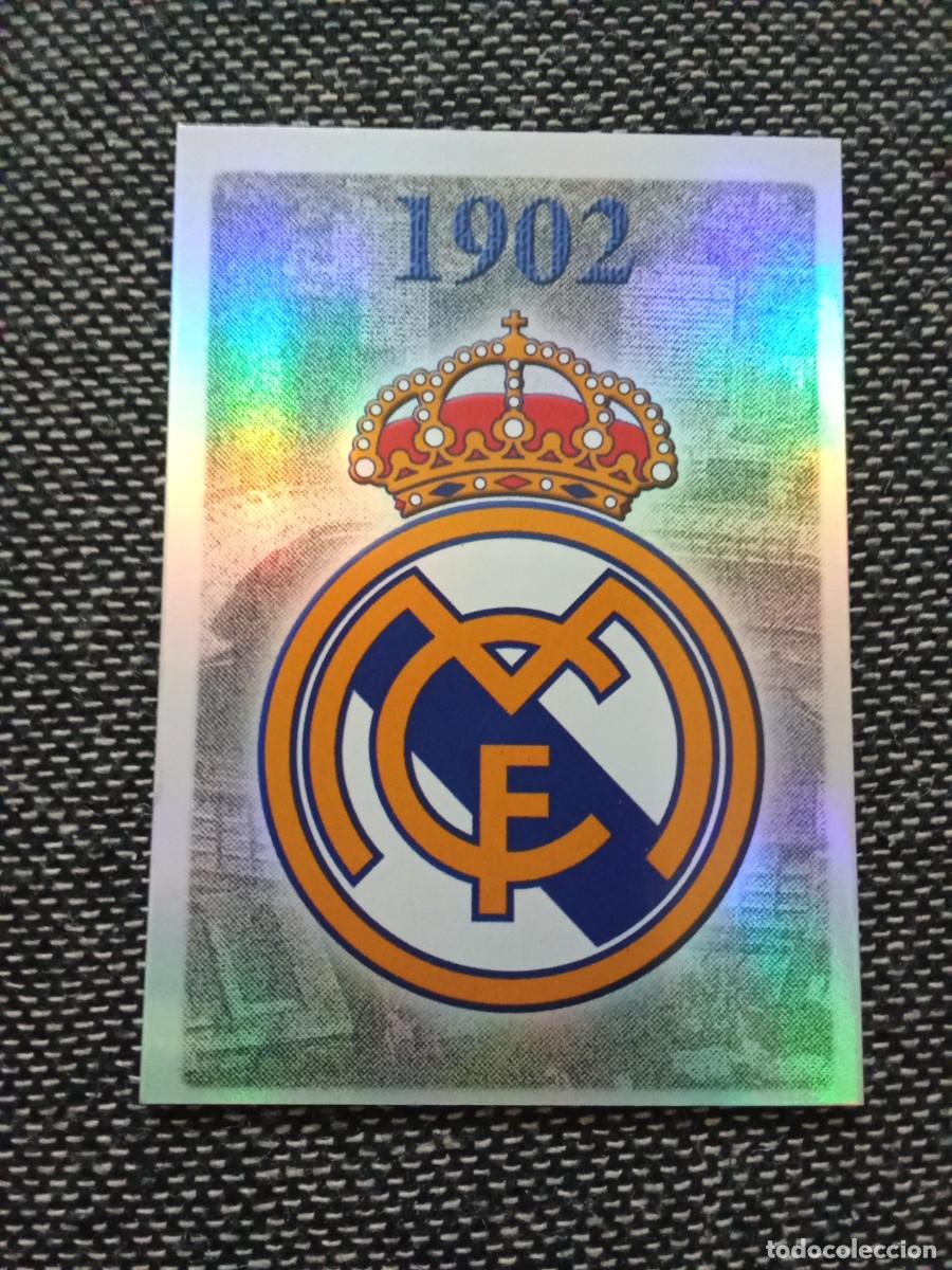 Figurine di Calcio: 588 escudo real Madrid castilla brillo platinum las fichas de la liga 2005-06