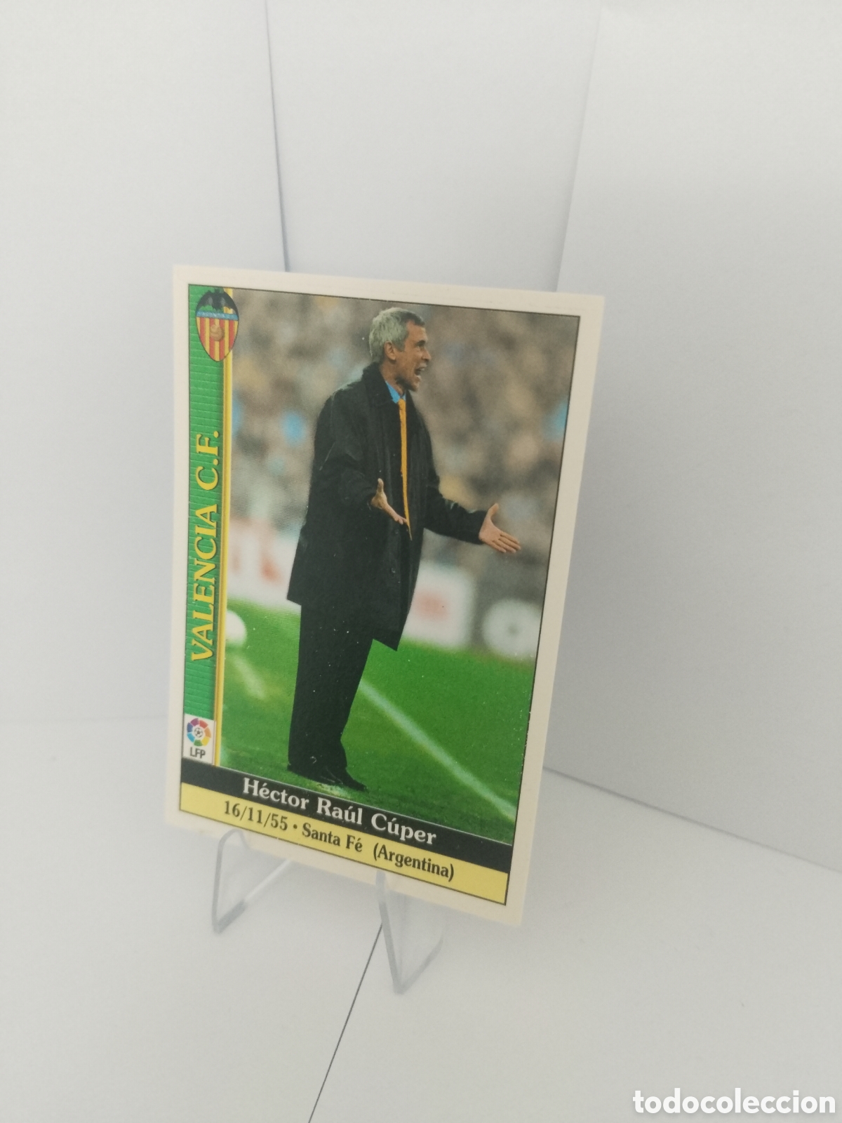 Football Stickers: Cuper 56 Valencia fichas 2000
