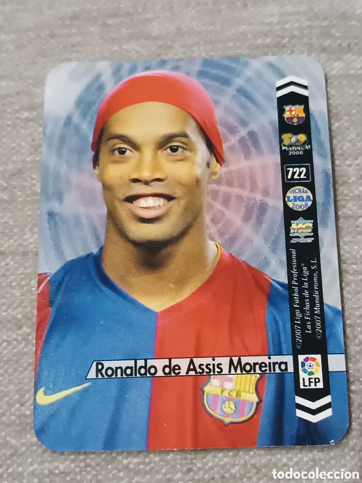 Cromos de f&uacute;tbol: Ronaldinho 722 security vertical 2008. - Foto 2