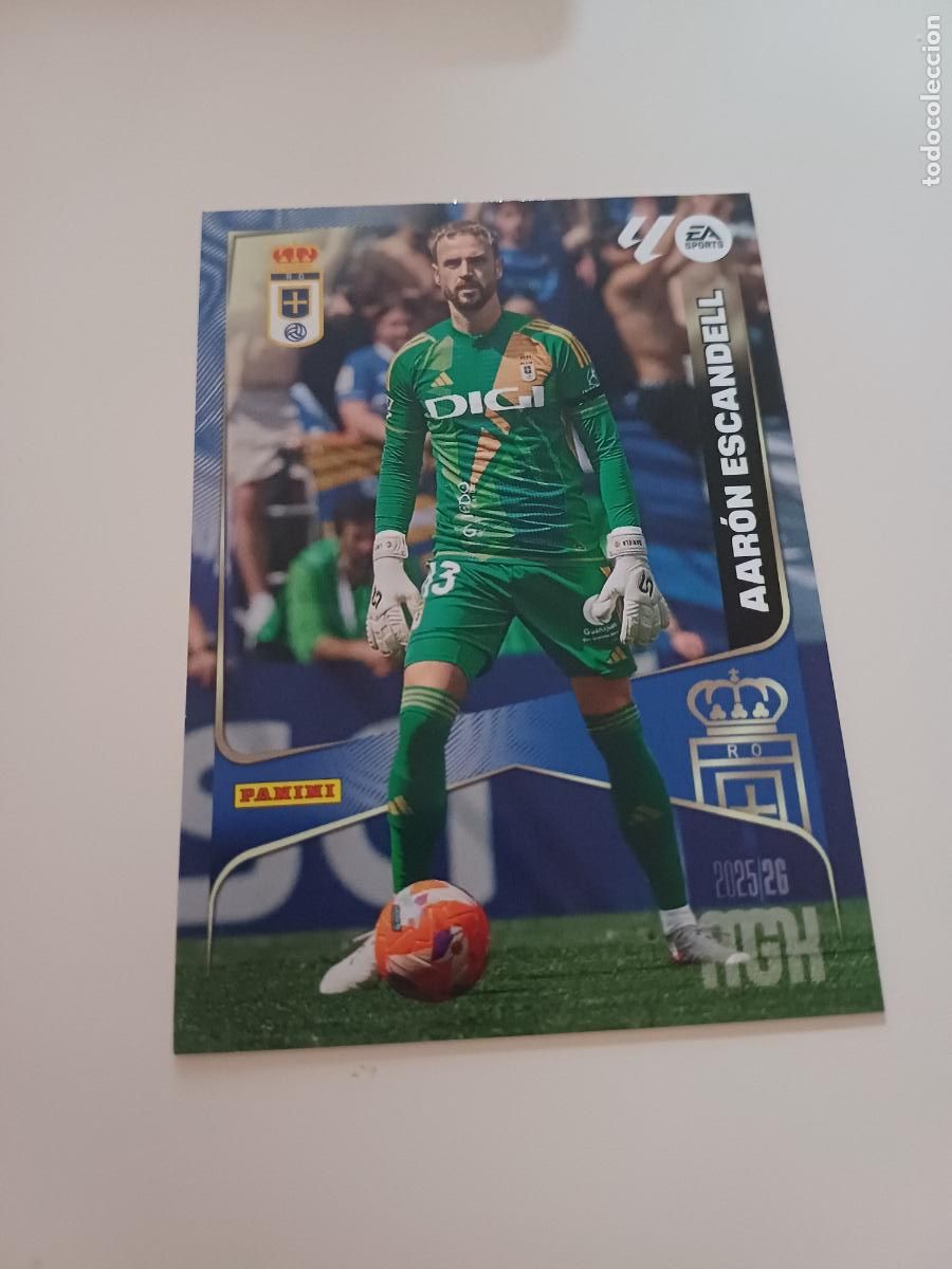 Figurine di Calcio: 272 - Aar&oacute;n Escandell - Oviedo