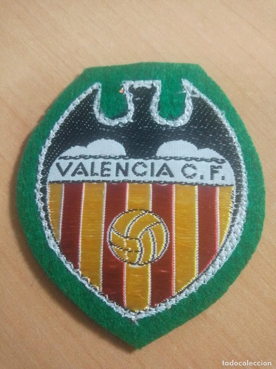 Cromos de F&uacute;tbol: ANTIGUO ESCUDO A&Ntilde;OS 60 DEL VALENCIA C.F.BORDADO TELA