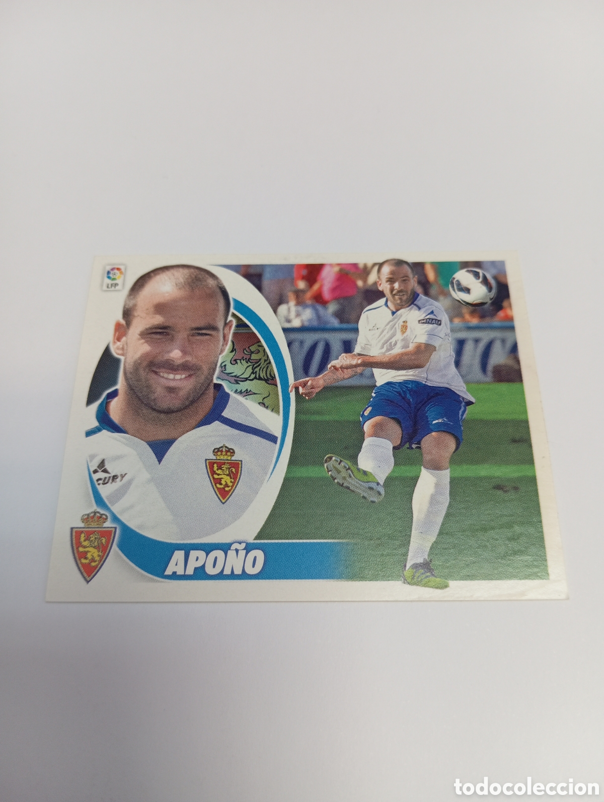 Fu&szlig;ball-Sticker: Apo&ntilde;o 8 BIS Zaragoza LIGA ESTE 2012 2013 PANINI 12 13