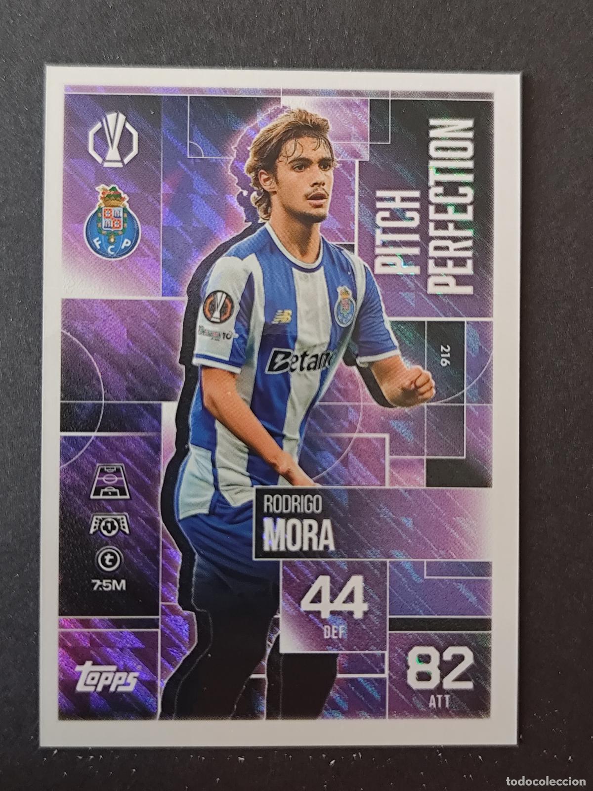 Cromos de F&uacute;tbol: 216 RODRIGO MORA OPORTO PORTO PITCH PERFECTION MATCH ATTAX EXTRA 2025 2026 25 26 TOPPS