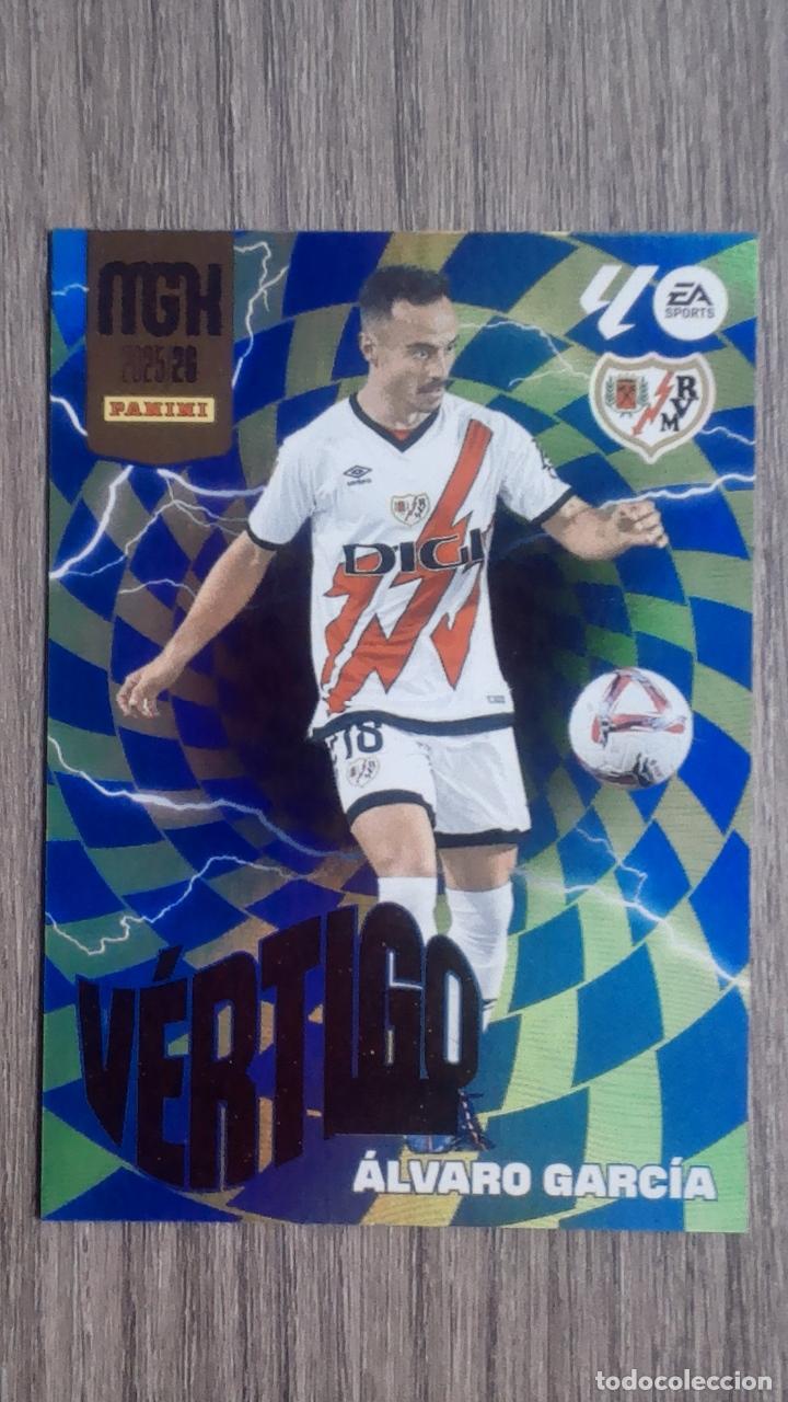 Cromos de F&uacute;tbol: P379 V&Eacute;RTIGO POWER &Aacute;LVARO GARC&Iacute;A (Rayo Vallecano) - Paralela Megacracks 2025 2026 25 26