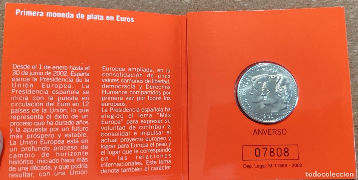 Cromos de f&uacute;tbol: ESTUCHE DE LA FNMT DE LA MONEDA 12 EUROS 2002 S/C