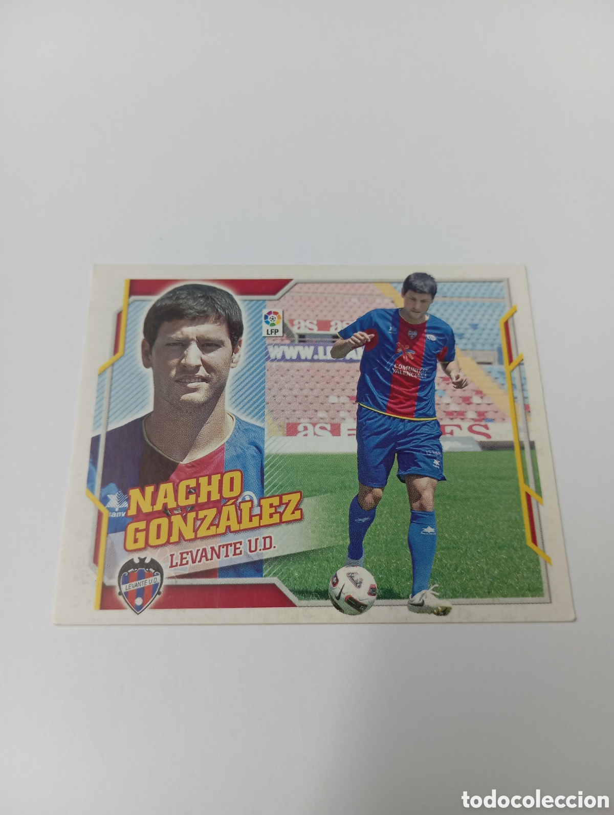 Cromos de f&uacute;tbol: Nacho Gonz&aacute;lez 11 B COLOCA Levante LIGA ESTE 2010 2011 PANINI 10 11