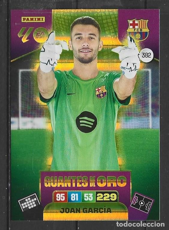 Figurine di Calcio: Adrenanlyn 25/26 - Joan Garc&iacute;a - N&ordm; 382 - Barcelona - ( Guantes de Oro )