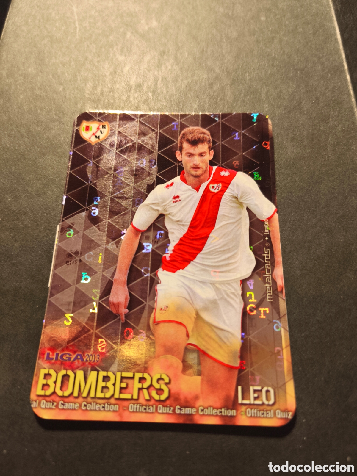 Cromos de F&uacute;tbol: BOMBERS LEO RAYO VALLECANO MUNDICROMO LAS FICHAS DE LA LIGA 2013 Versi&oacute;n Fondo Letras
