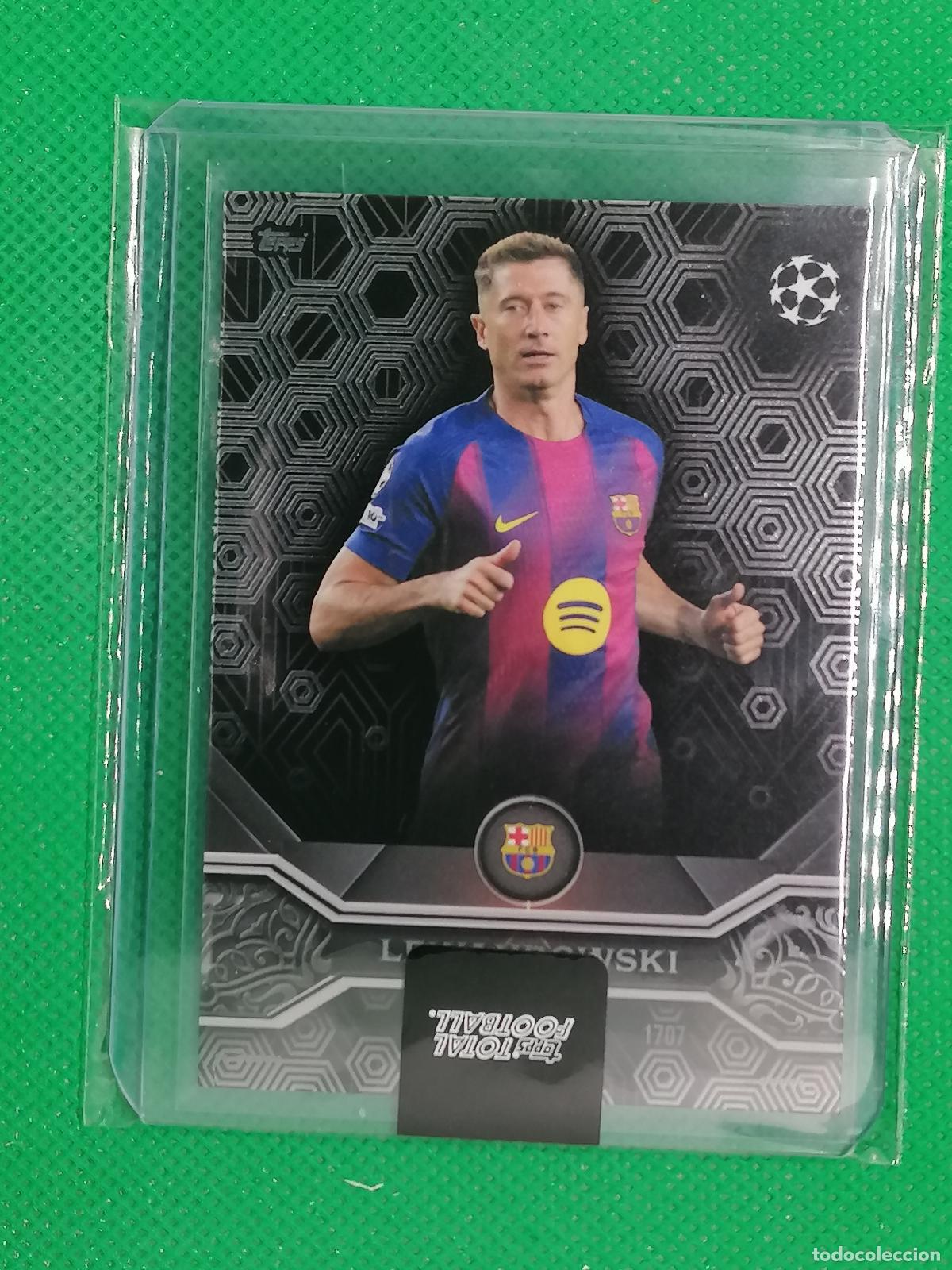 Cromos de F&uacute;tbol: 1707 ROBERT LEWANDOWSKI BARCELONA TITANIUM /99 ⚽ TTF TOPPS TOTAL FOOTBALL 24 25 2024 2025 ⚽