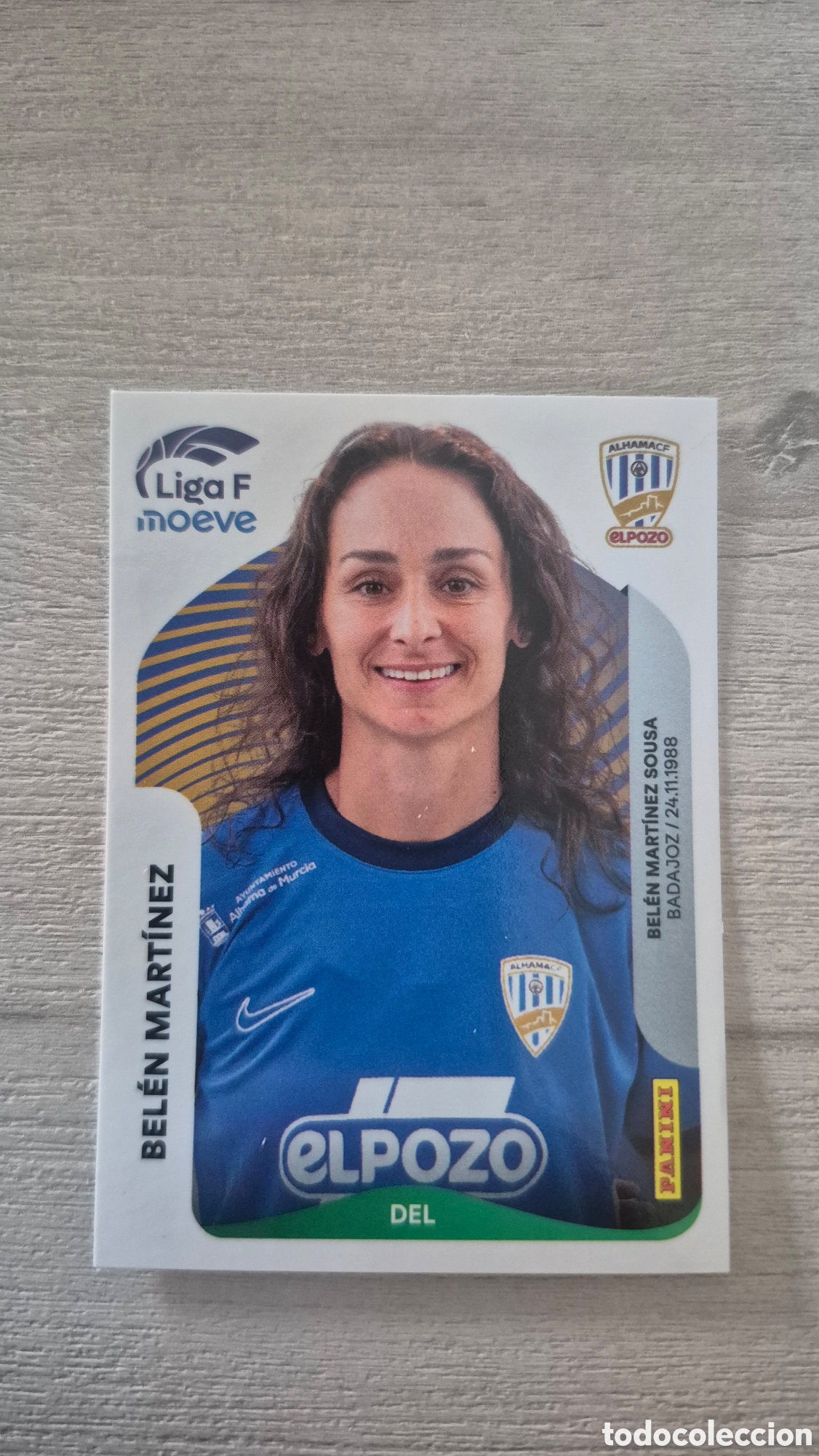 Fu&szlig;ball-Sticker: N&deg;20 Alhama CF El Pozo Bel&eacute;n Mart&iacute;nez Liga Femenina 25/26