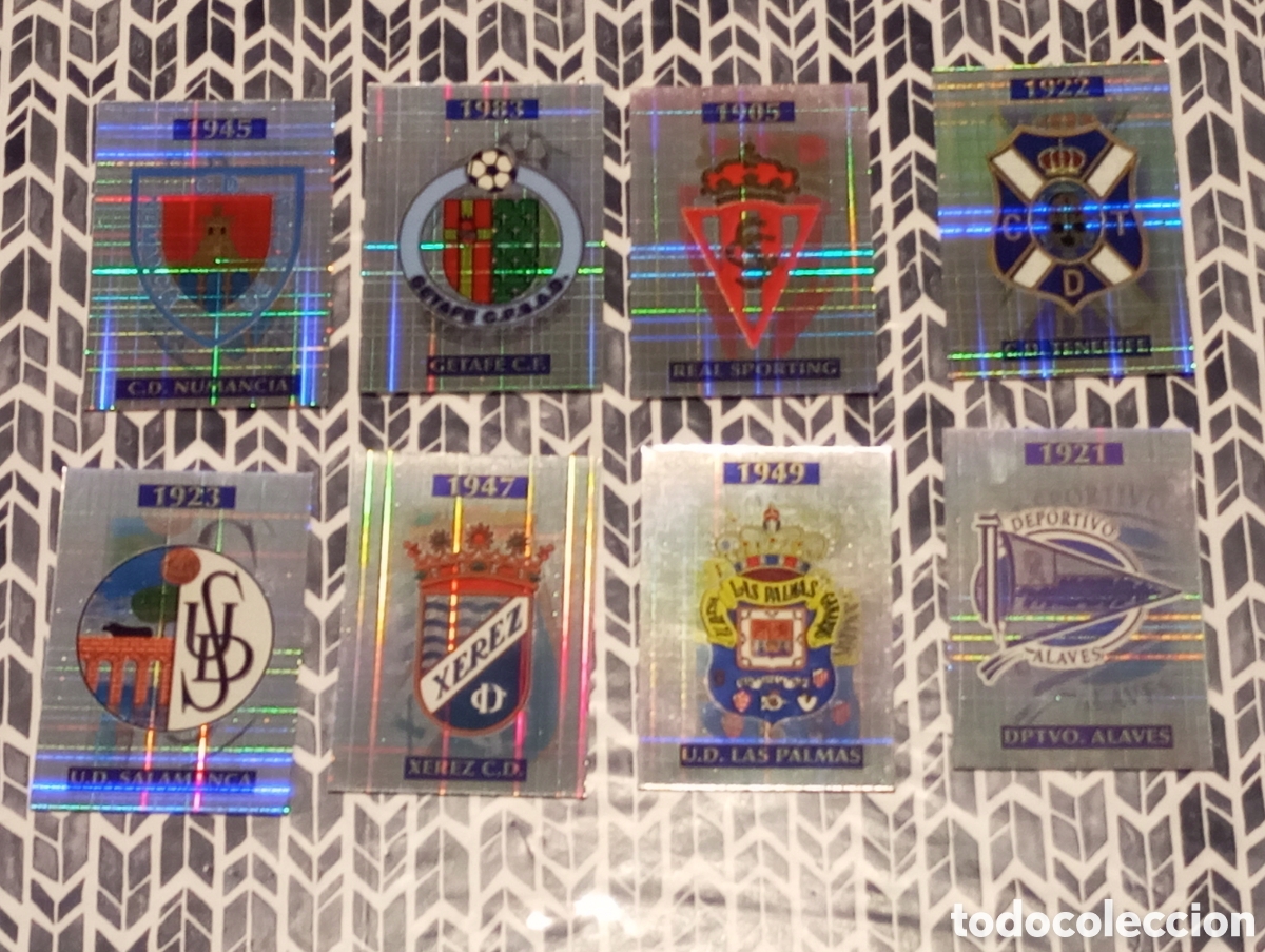 Cartes &agrave; collectionner de Football: LOTE 8 CROMOS ESCUDOS FICHAS DE LA LIGA 2003 2004 03 04 MUNDICROMO