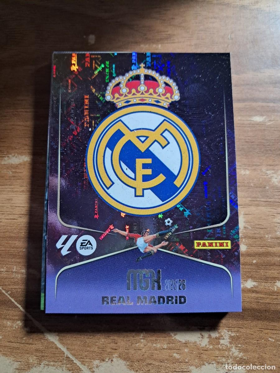 Cromos de F&uacute;tbol: CARD MEGACRACKS TEMPORADA 25/26: ESCUDO REAL MADRID, N&deg; 217