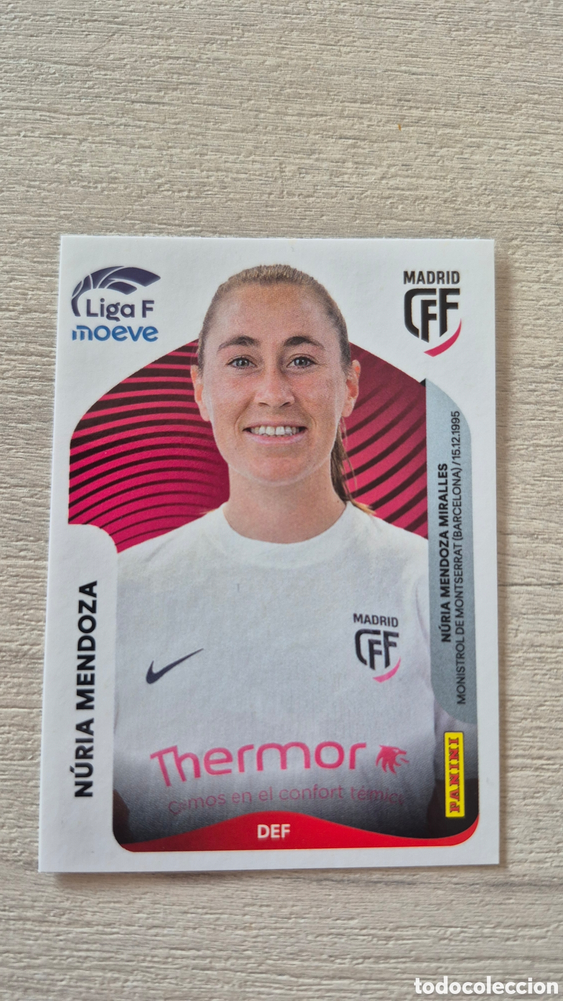 Figurine di Calcio: N&deg;248 Madrid CFF Nuria Mendoza Liga Femenina 25/26