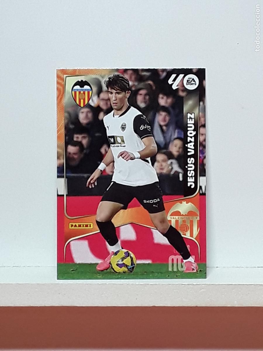 Football Stickers: MEGACRACKS 2025 2026 MGK 25 26 ALBUM PANINI LIGA N 352 VALENCIA SEGUNDA JESUS VAZQUEZ
