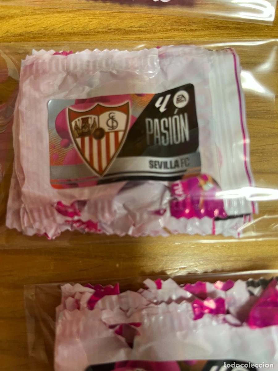 Cromos de f&uacute;tbol: LIGA ESTE 2025 2026 25 26 PANINI CROMOS CHICLES PASION SEVILLA