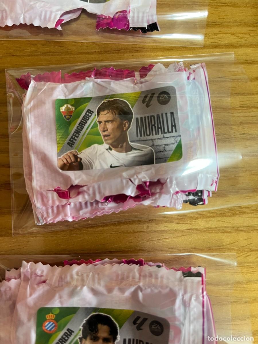 Cromos de f&uacute;tbol: LIGA ESTE 2025 2026 25 26 PANINI CROMOS CHICLES MURALLA ELCHE