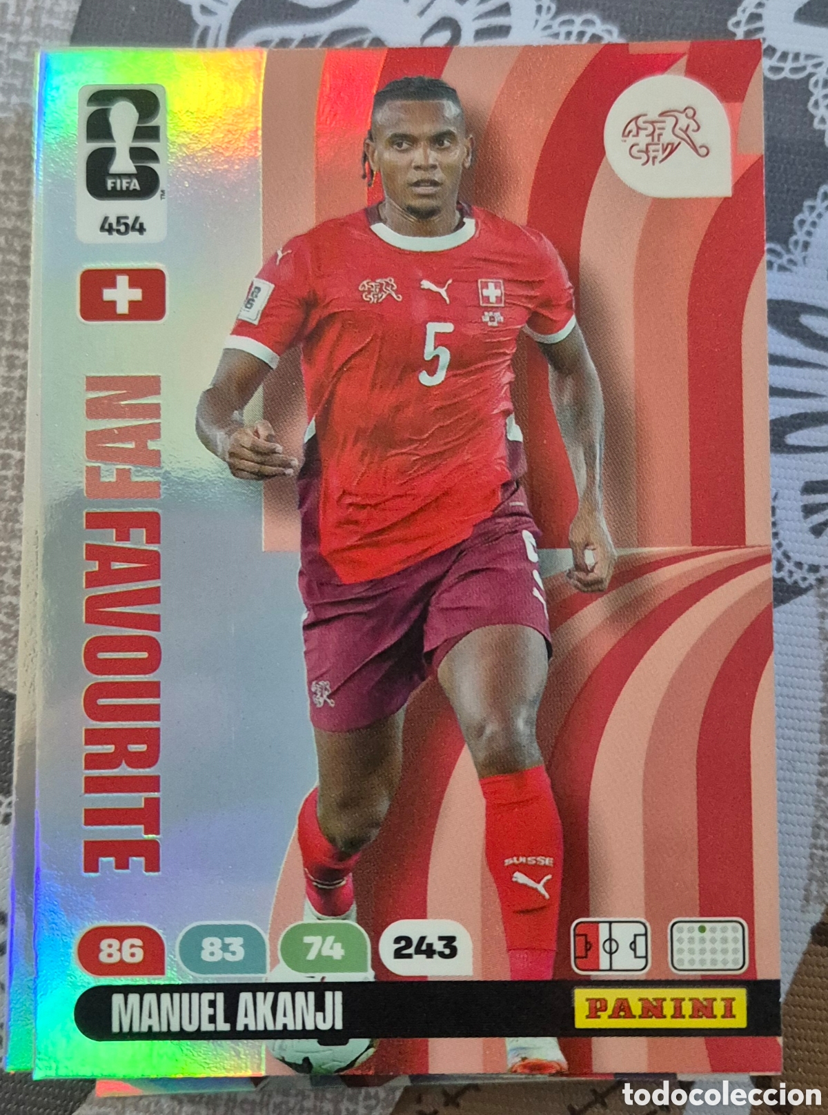 Cromos de F&uacute;tbol: 454 akanji Suiza fan favourite adrenalyn fifa world cup 2026
