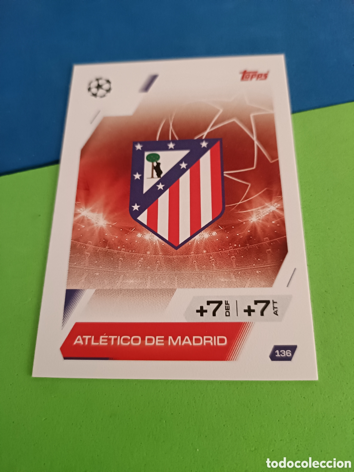 Cromos de F&uacute;tbol: Topps Match Attax 2025 2026 - 136 escudo Atl&eacute;tico Madrid