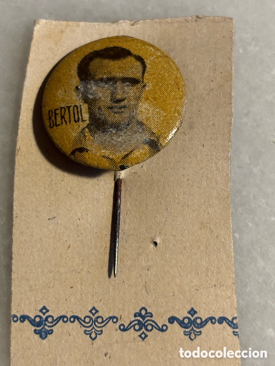 Fu&szlig;ball-Sticker: Cromo pin de f&uacute;tbol Bertol Athletic de Bilbao 1941 42g