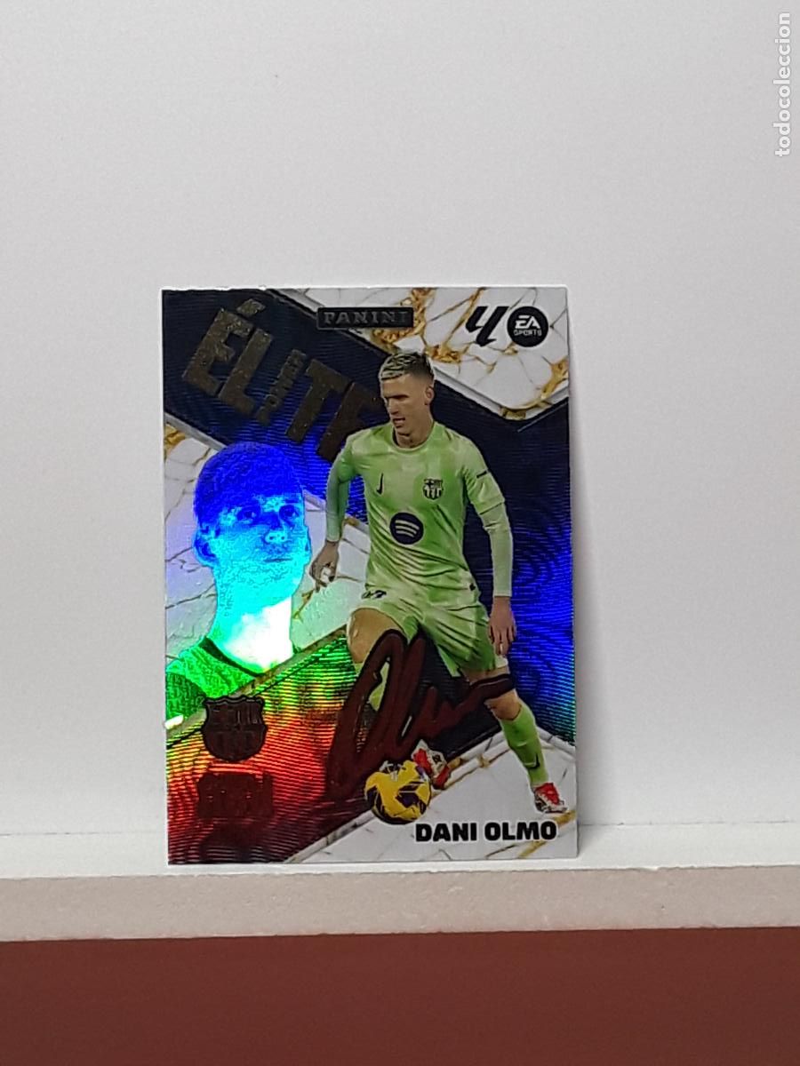 Figurine di Calcio: MEGACRACKS 2025 2026 MGK 25 26 ALBUM PANINI LIGA N P4 P 4 BARCELONA POWER ELITE DANI OLMO