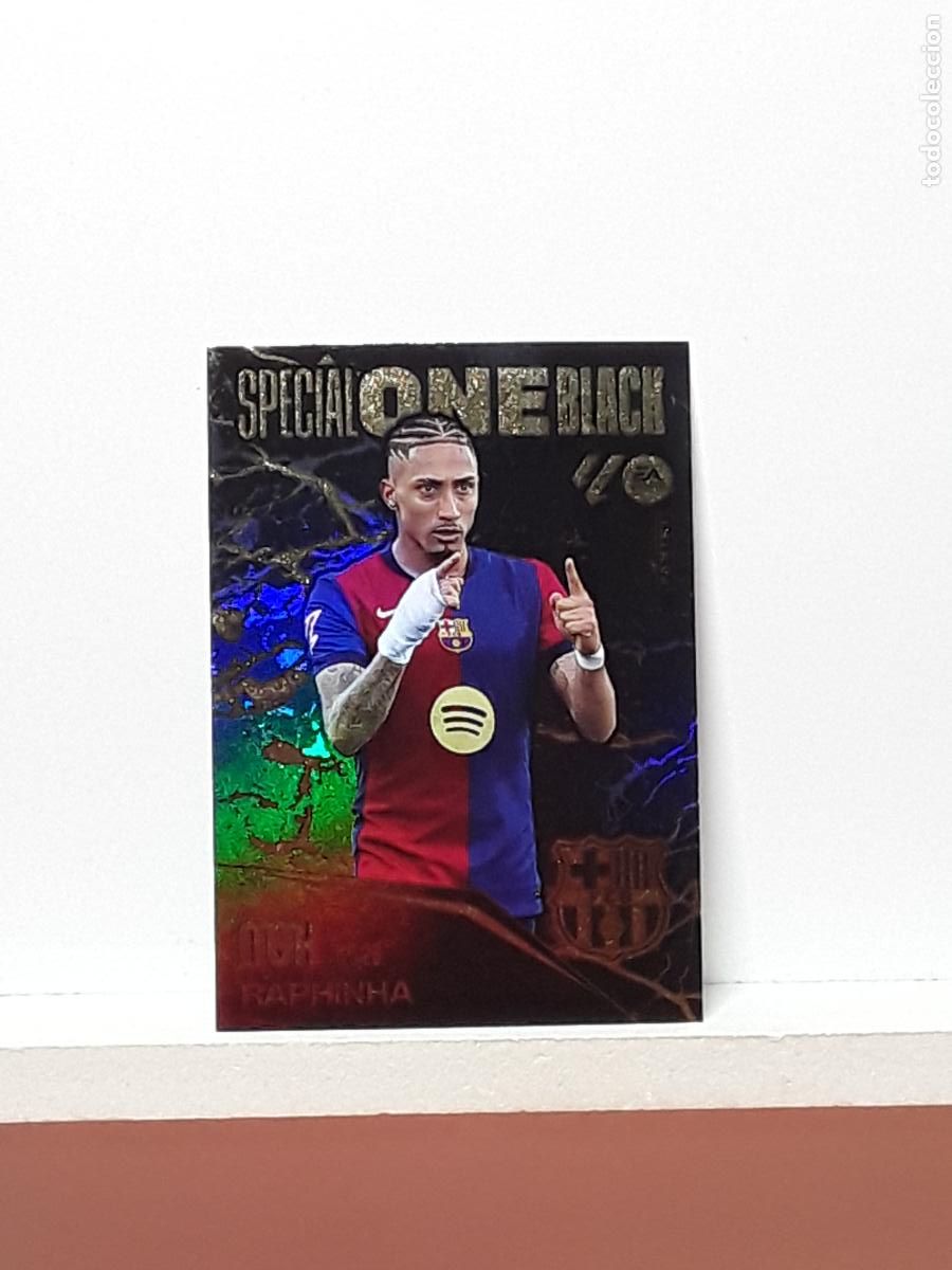 Cromos de F&uacute;tbol: MEGACRACKS 2025 2026 MGK 25 26 ALBUM PANINI LIGA N 11 BARCELONA SPECIAL ONE BLACK RAPHINHA