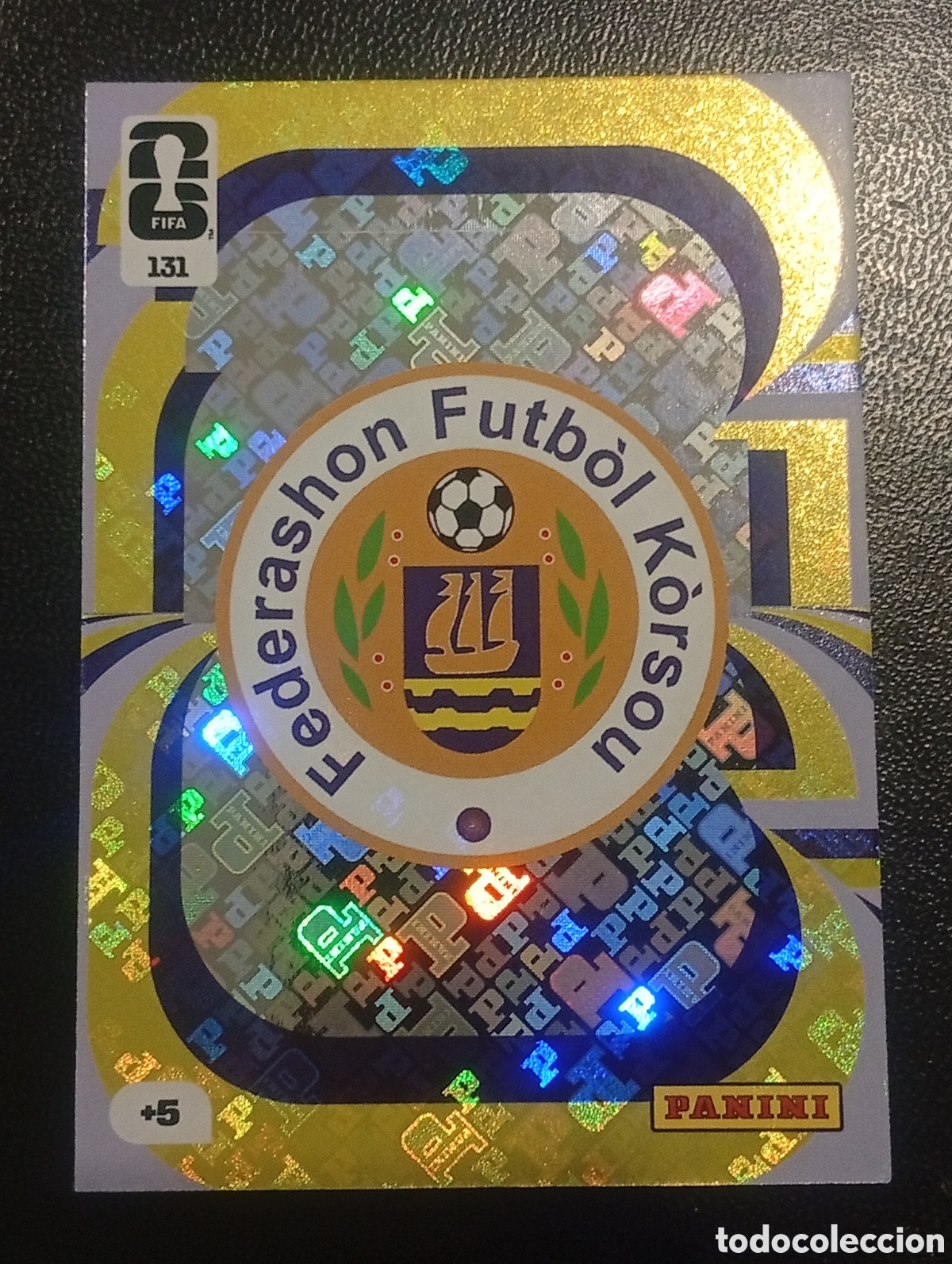Figurine di Calcio: 131 escudo KORSOU CURACAO PANINI ADRENALYN XL MUNDIAL WORLD CUP 2026 CROMOS CARDS TOPPS USA MEXICO