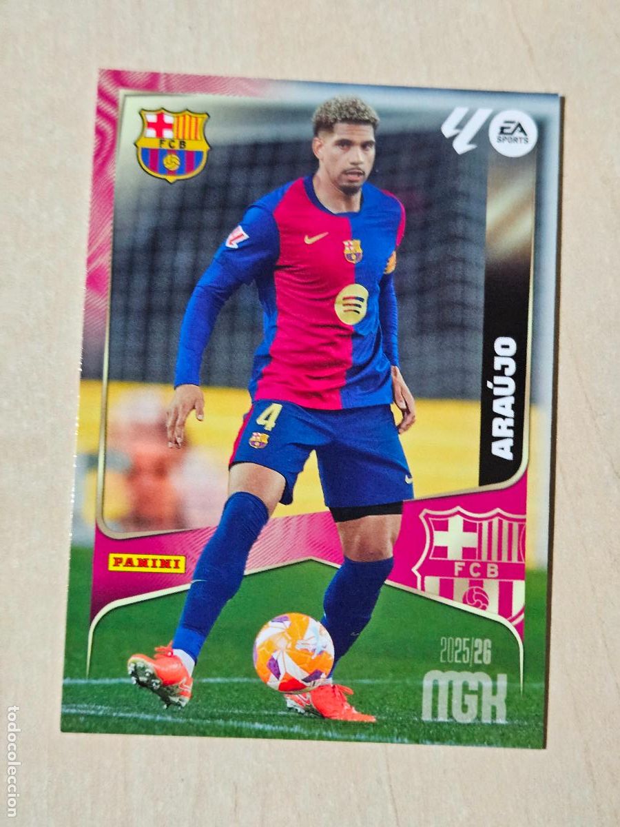 Cromos de Futebol: CROMO N&ordm; 78 ARAUJO - MEGACRACKS 2025 26 - BARCELONA