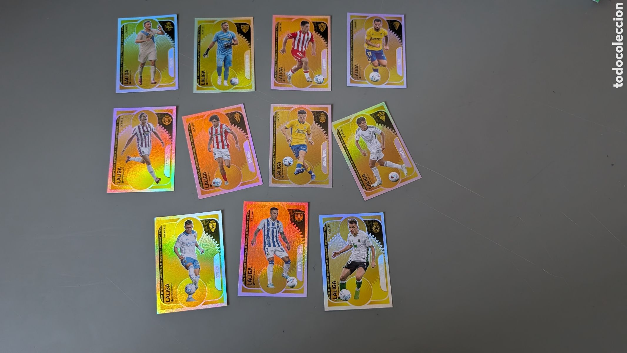 Cromos de F&uacute;tbol: LOTE COMPLETO 11 PREMIUM HYPERMOTION 2 SEGUNDA DIVISION LIGA 2025/2026 25 26 NUNCA PEGADO