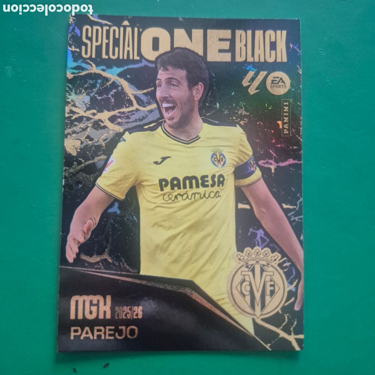 Cromos de F&uacute;tbol: CROMO PANINI MEGACRACKS 2025-26 25-26 SPECIAL ONE BLACK PAREJO