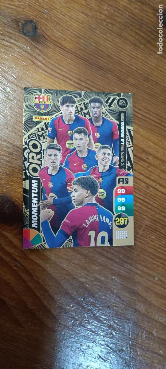 Cromos de F&uacute;tbol: ADRENALYN XL LA LIGA 24/25 CARD MOMENTUM ORO LA MASIA CON LAMINE YAMAL FC BARCELONA PANINI