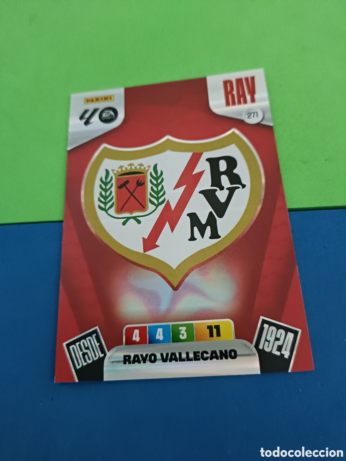 Fu&szlig;ball-Sticker: ADRENALYN XL 2025 2026 25 26 Panini Liga - 271 Escudo Rayo Vallecano