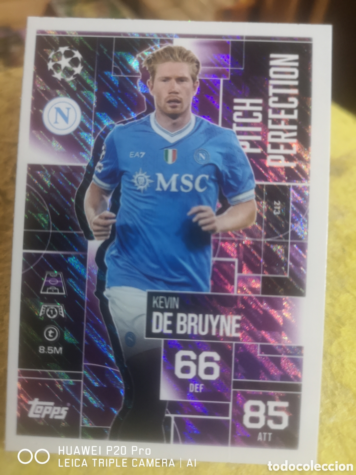 Fu&szlig;ball-Sticker: MATCH ATTAX EXTRA 2025 2026 PITCH PERFECTION KEVIN DE BRUYNE 213 - NAPOLES