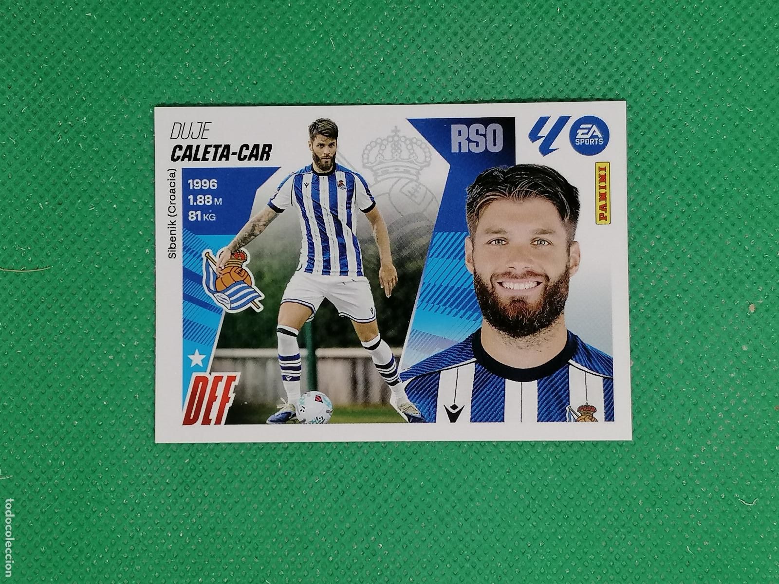 Fu&szlig;ball-Sticker: 29 DUJE CALETA - CAR REAL SOCIEDAD ULTIMOS FICHAJES ⚽ PANINI LIGA ESTE 25 26 2025 2026 ⚽