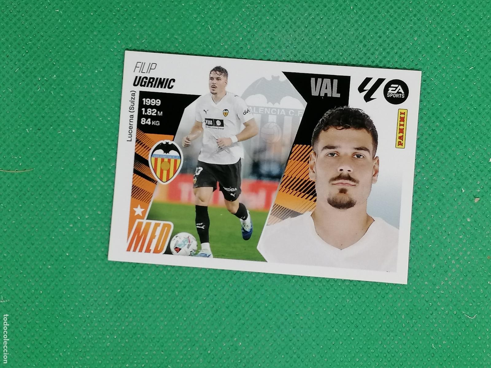 Fu&szlig;ball-Sticker: 37 FILIP UGRINIC VALENCIA ULTIMOS FICHAJES ⚽ PANINI LIGA ESTE 25 26 2025 2026 ⚽