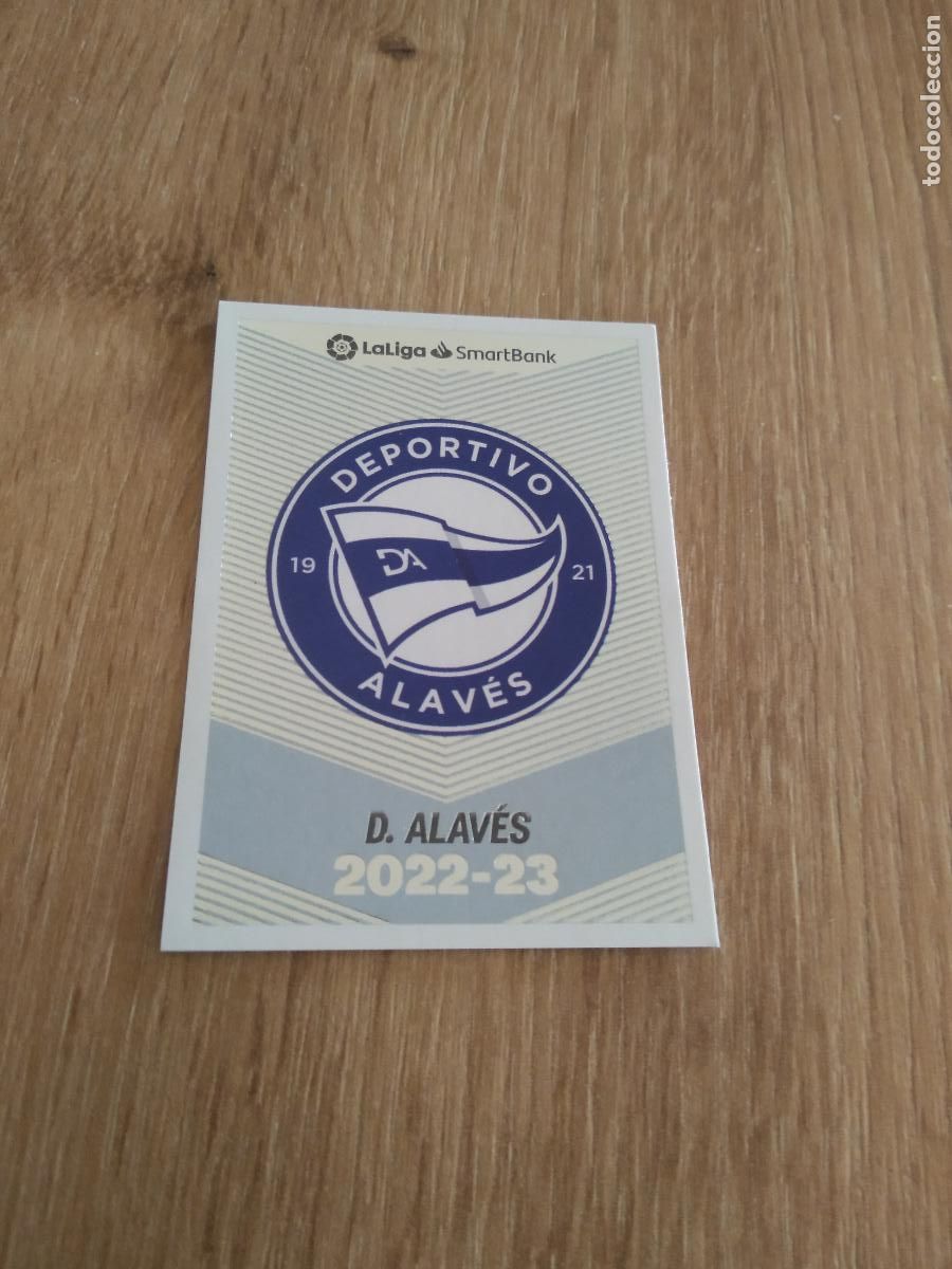 Cromos de F&uacute;tbol: 1 ESCUDO ALAVES CROMO FUTBOL PANINI LIGA 22-23 EDICIONES ESTE 2022-2023