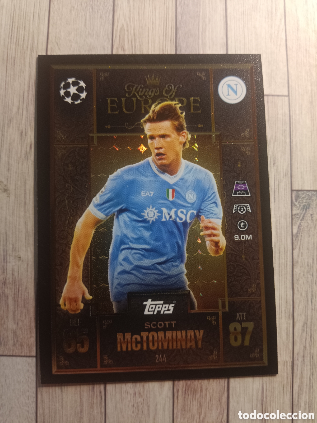 Fu&szlig;ball-Sticker: 244 SCOTT MCTOMINAY NAPOLI NAPOLES KINGS OF EUROPE MATCH ATTAX EXTRA CHAMPIONS 2025 2026 TOPPS 25 26