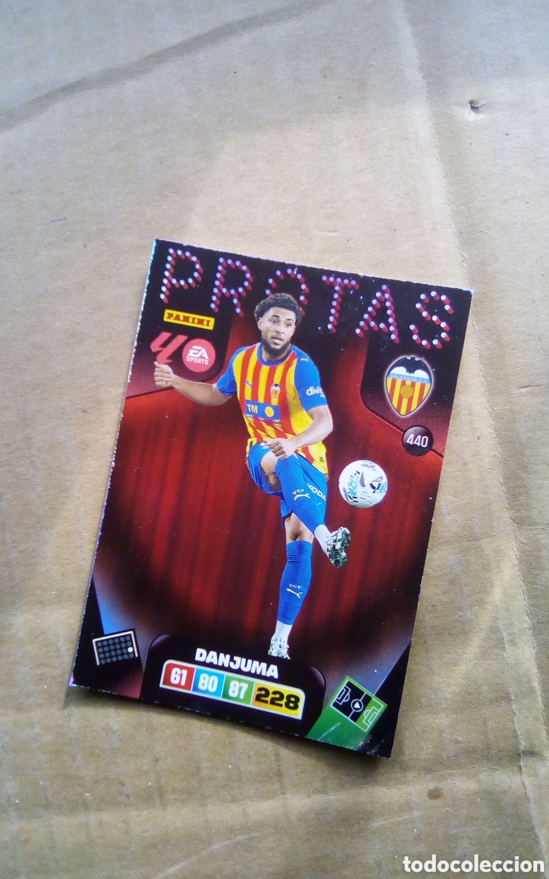 Figurine di Calcio: Trading card game Adrenalyn XL. 440 Danjuma del Valencia C. F.. Liga 2025/2026 PANINI. Protas.