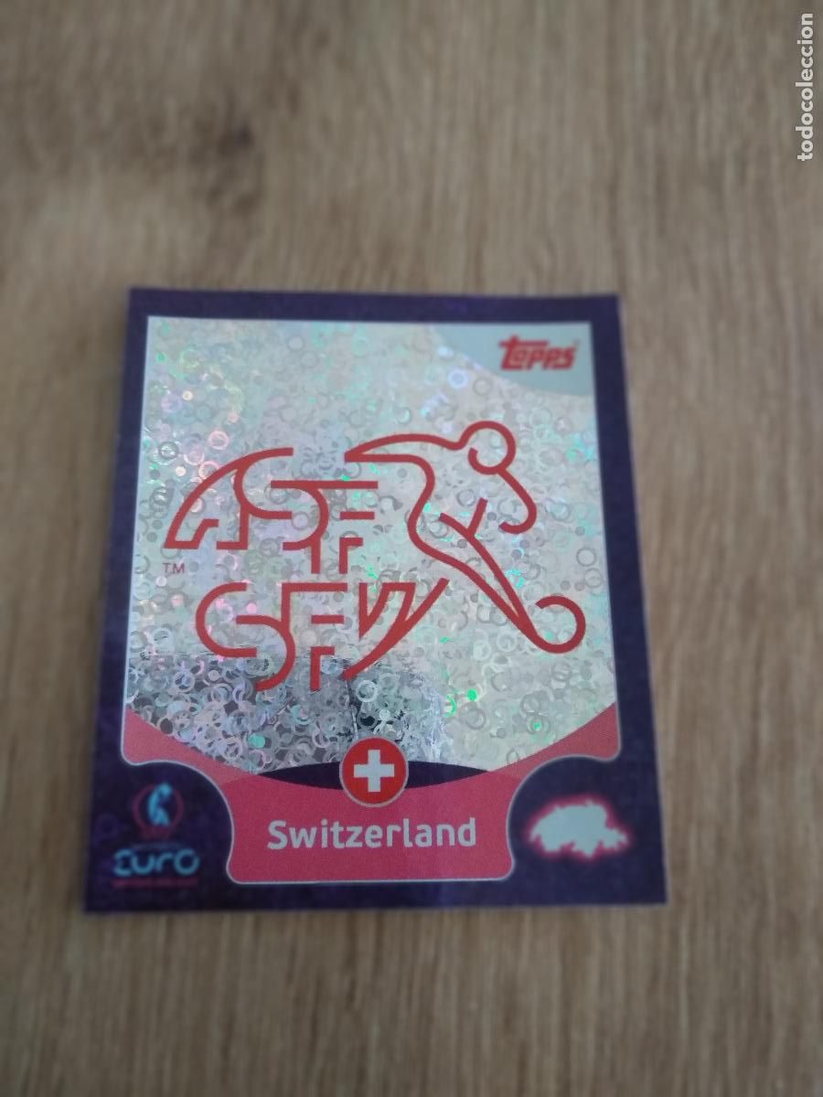 Fu&szlig;ball-Sticker: 13 SUIZA ESCUDO CROMO TOPPS EURO FEMENINA 2025 EUROCOPA FUTBOL FEMENINO UEFA WOMEN'S EURO